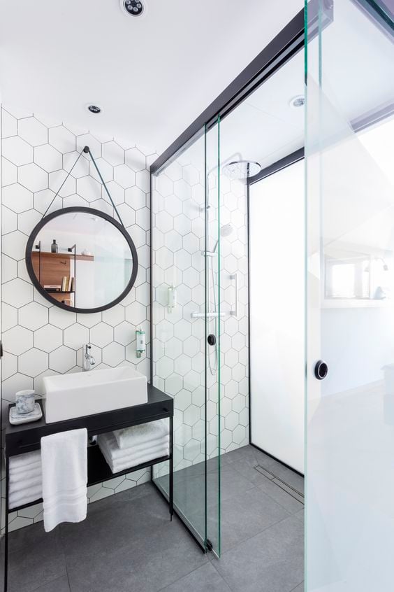 03-Our Guide to Shower Doors and Enclosures