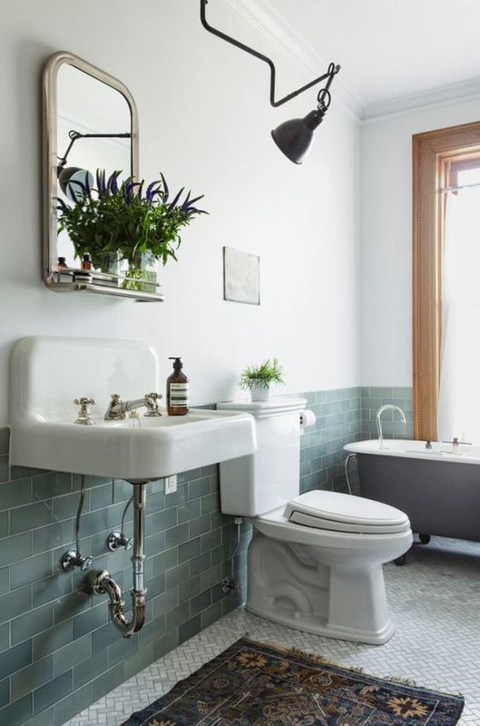 04-Inspiring You With Vintage-Style Bathrooms