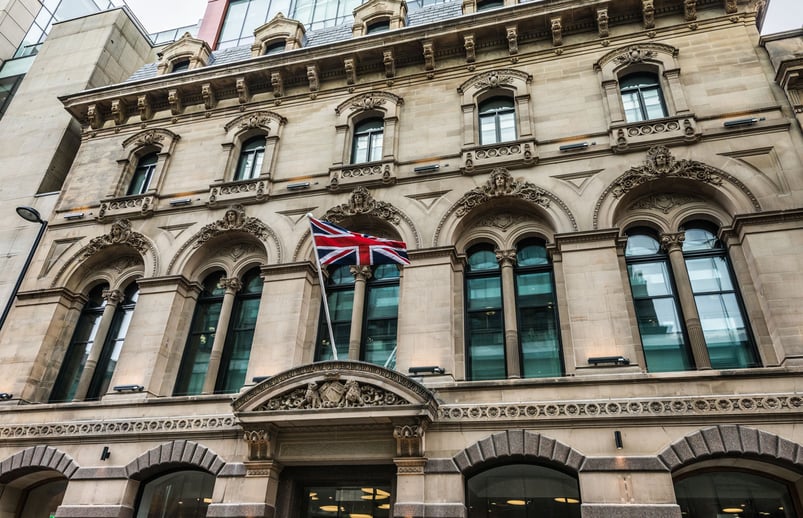 1-St James Collection brings Contemporary Flair and Traditional Elegance to King Street Townhouse