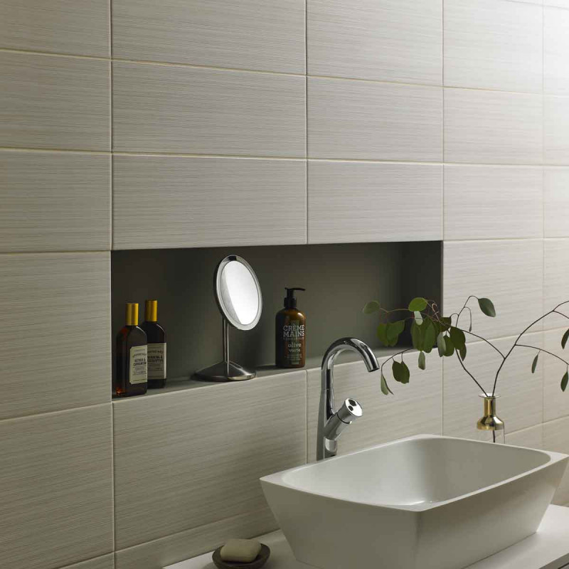 2-Small bathroom tile ideas to maximise any space