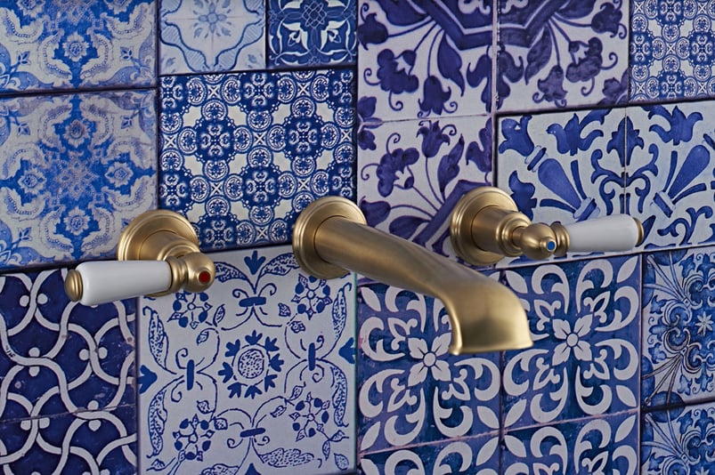 3-Perrin & Rowe - British Brassware Built to Last