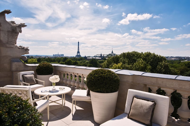 3-The Legendary Hotel de Crillon Equipped with THG Paris(1)