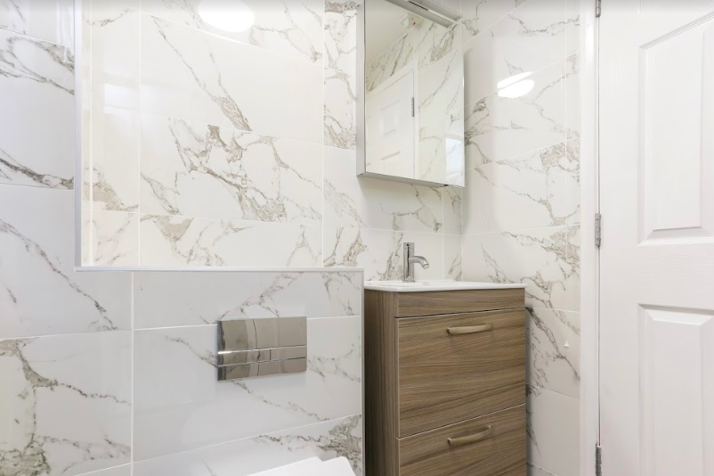 Marble-Style Shower Room